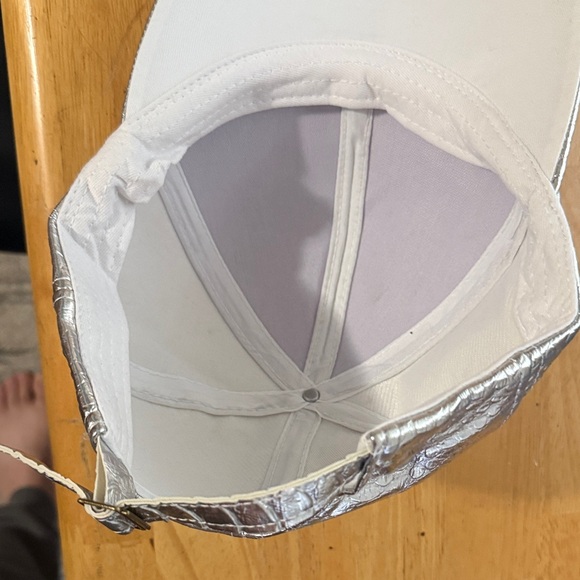 Metallic Silver Textured Baseball Cap - Picture 3 of 3